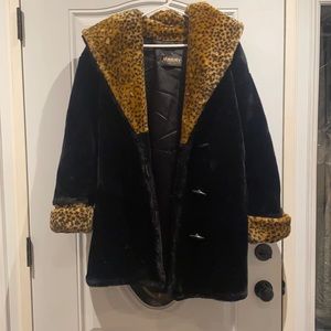 Monterey Fashions USA Faux Fur Hooded Leopard Black Vintage Coat Jacket Womens